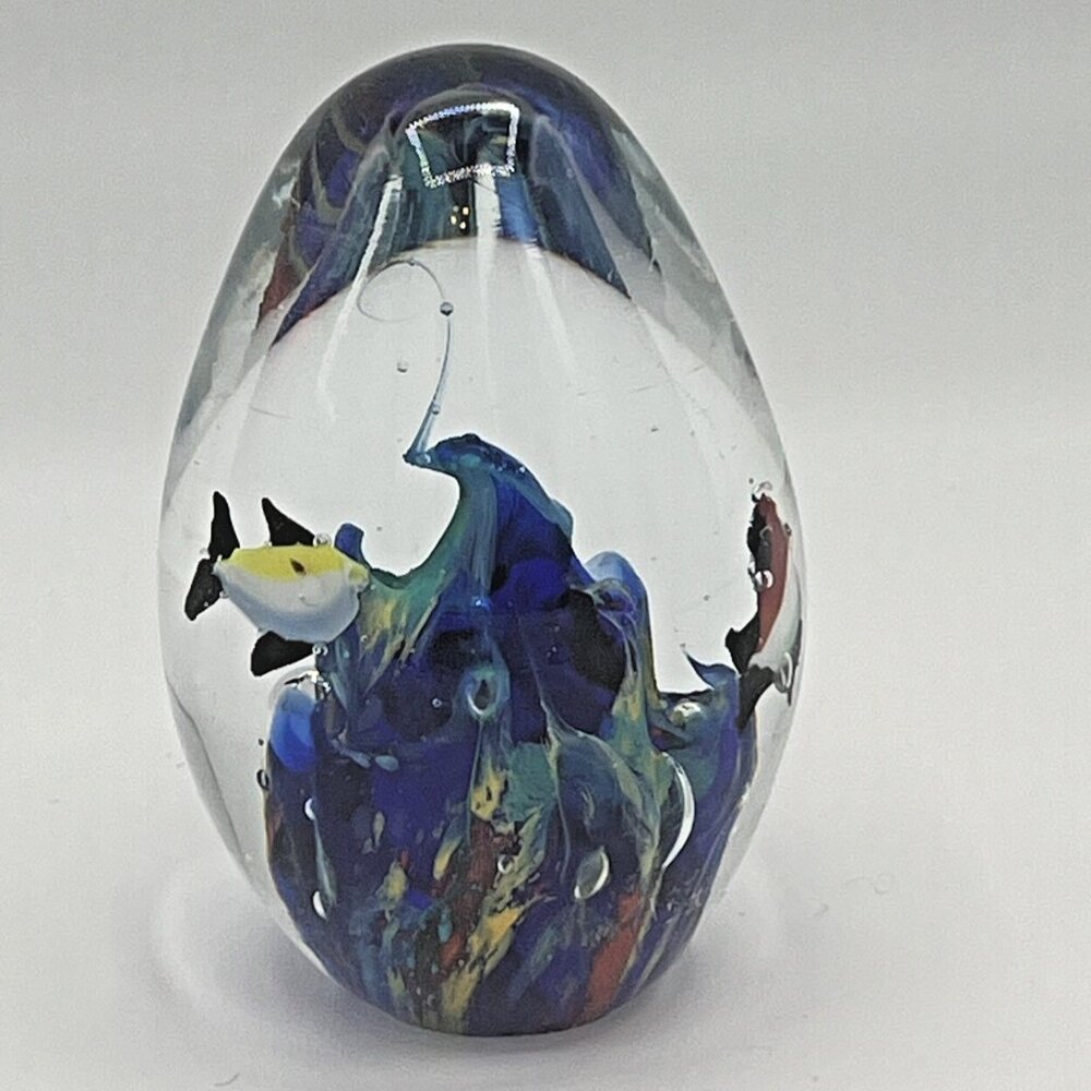 Vintage Blown Art Glass Paperweight Bubbles Ocean Fish Unmarked Oval Egg Shape